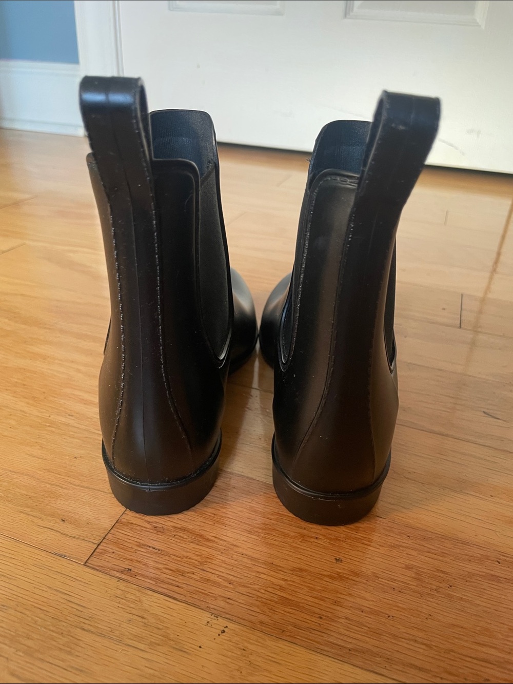 Black Chelsea Rain Ankle Boots budget crew Mercantile, ladies size 6 - Picture 4 of 7
